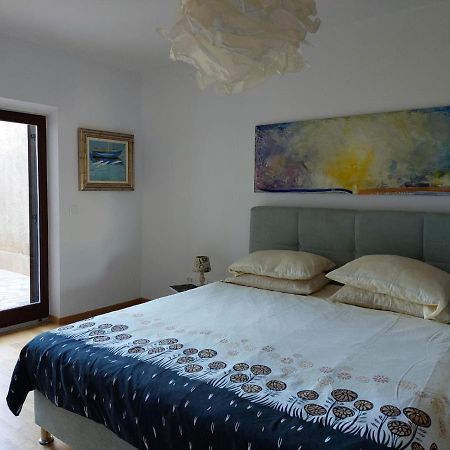 Apartment Irena-Pula Marina Екстериор снимка